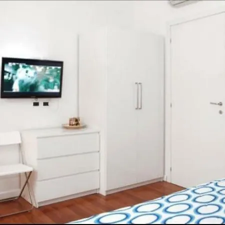 Dietro Le Mura Bed & Breakfast *