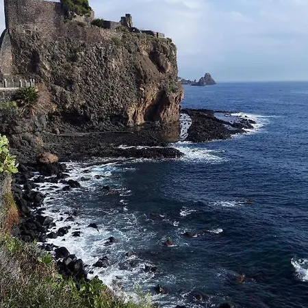 Bed & Breakfast Dietro Le Mura Aci Castello